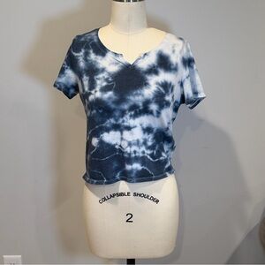 Hollister Blue Tie-Dye V-Neck Short Sleeve Top